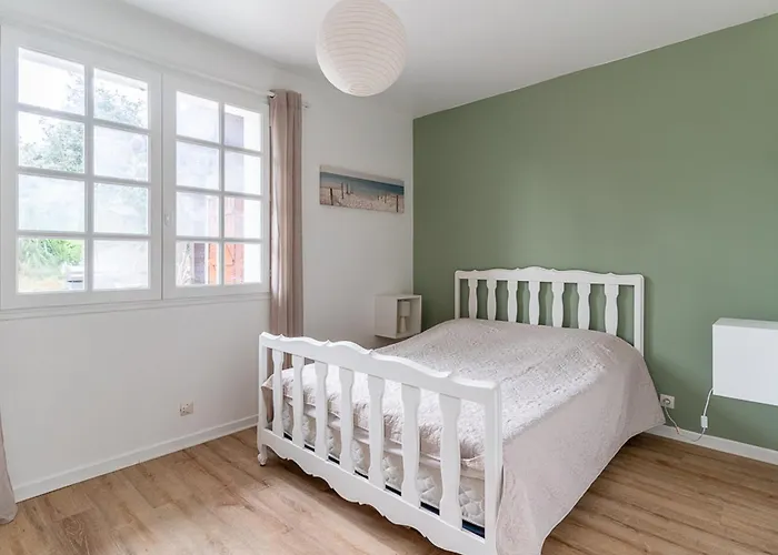 Villa Calme Entre Ocean Et - 8 Pers - 4 Ch - Terrasse - Bbq - Jardin - - Fr-1-319-418 *